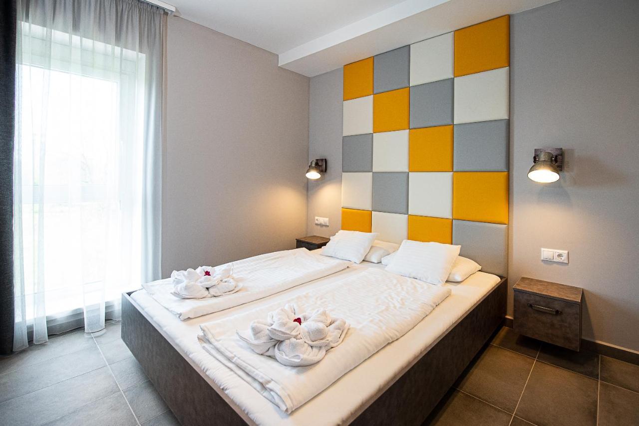 Apartament Aranyszarvas Panzio, Etterem Es Grillterasz Zewnętrze zdjęcie